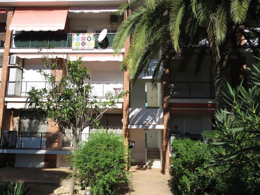 Ferienwohnung Coqueto Alojamiento Con Banera De Hidromasaje Tarragona Exterior foto